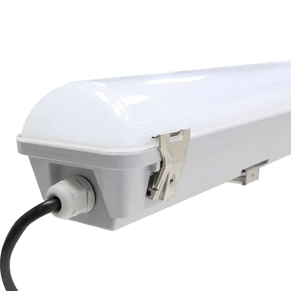 Reglette LED pour locaux humides